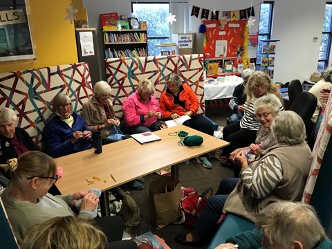 Knit and Natter